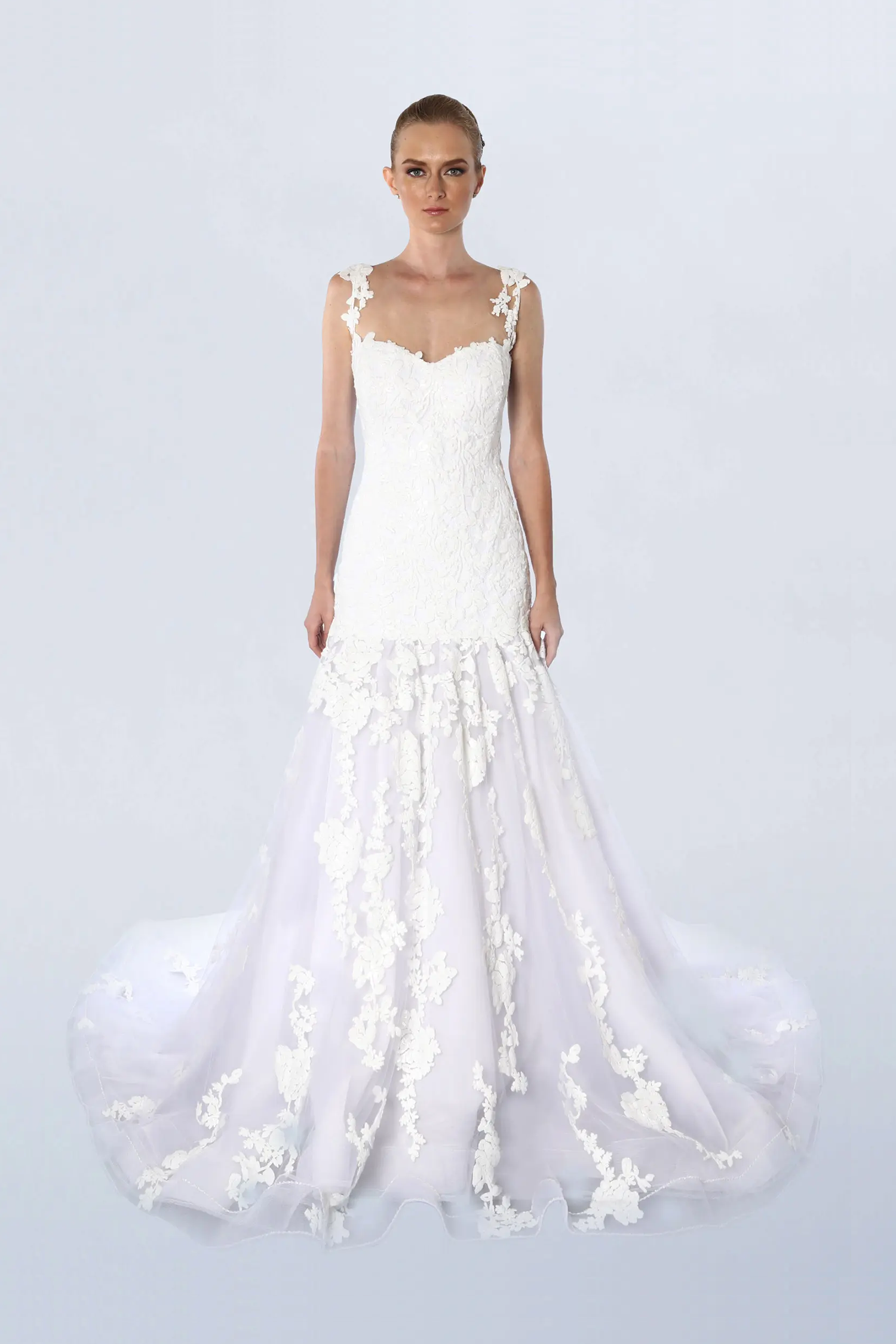 White lace mermaid gown